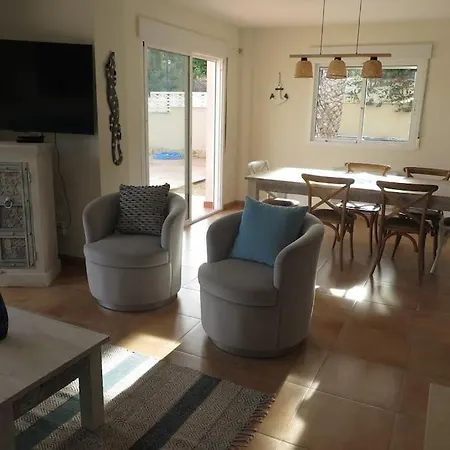 Solymar Villa
